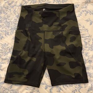 All In Motion - Camouflage Biker Shorts XS